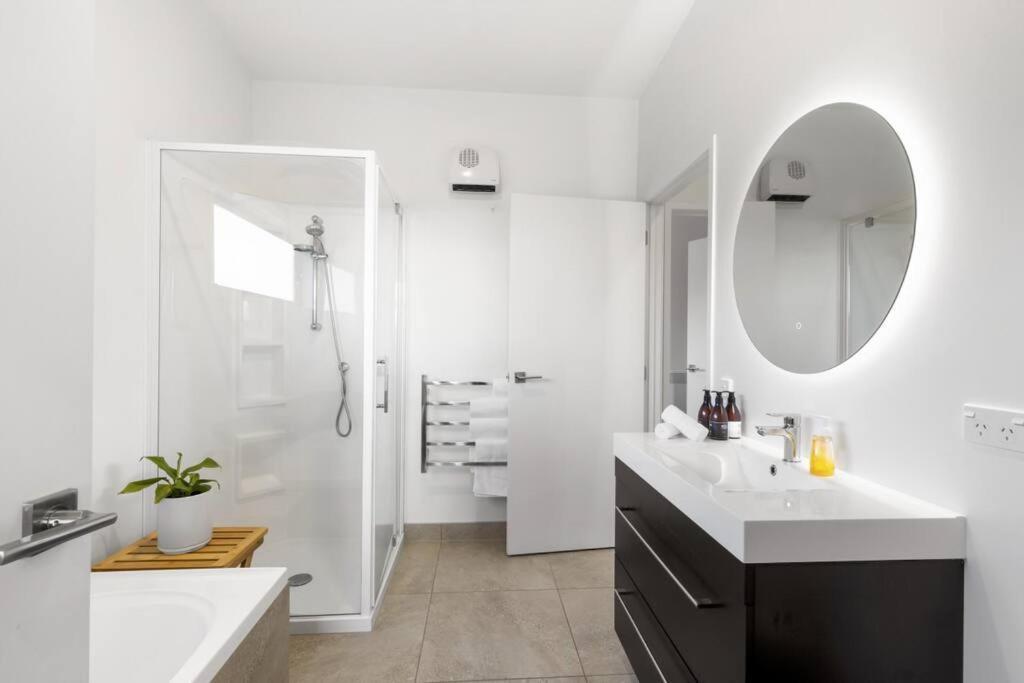 Woodside Weekender - Family Friendly, Walk To Town Villa Queenstown Bagian luar foto
